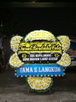 Papan Bunga Duka di Lemah Wungkuk